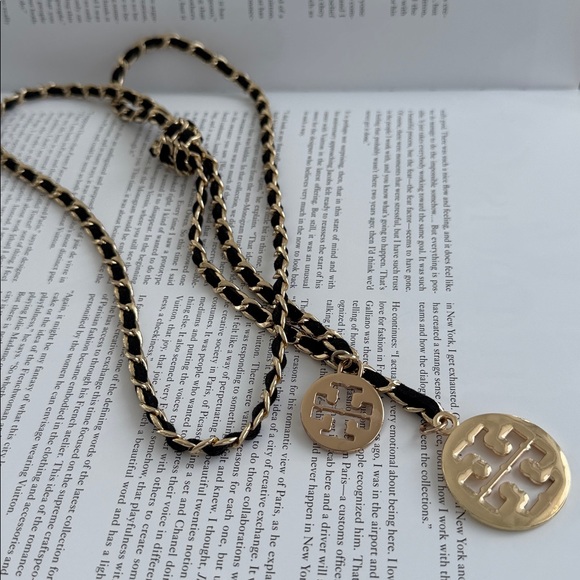 ♥️♥️♥️ Tory Burch  necklace/belt/bracelet - Picture 4 of 11